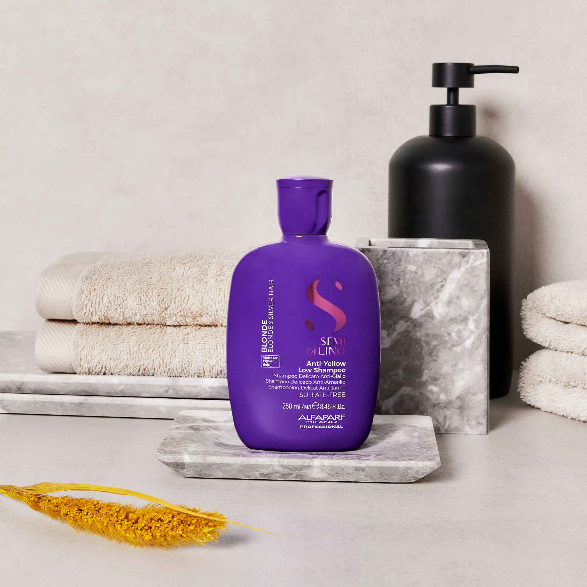 Blonde Anti-Yellow Sulfate Free Shampoo - Image 3