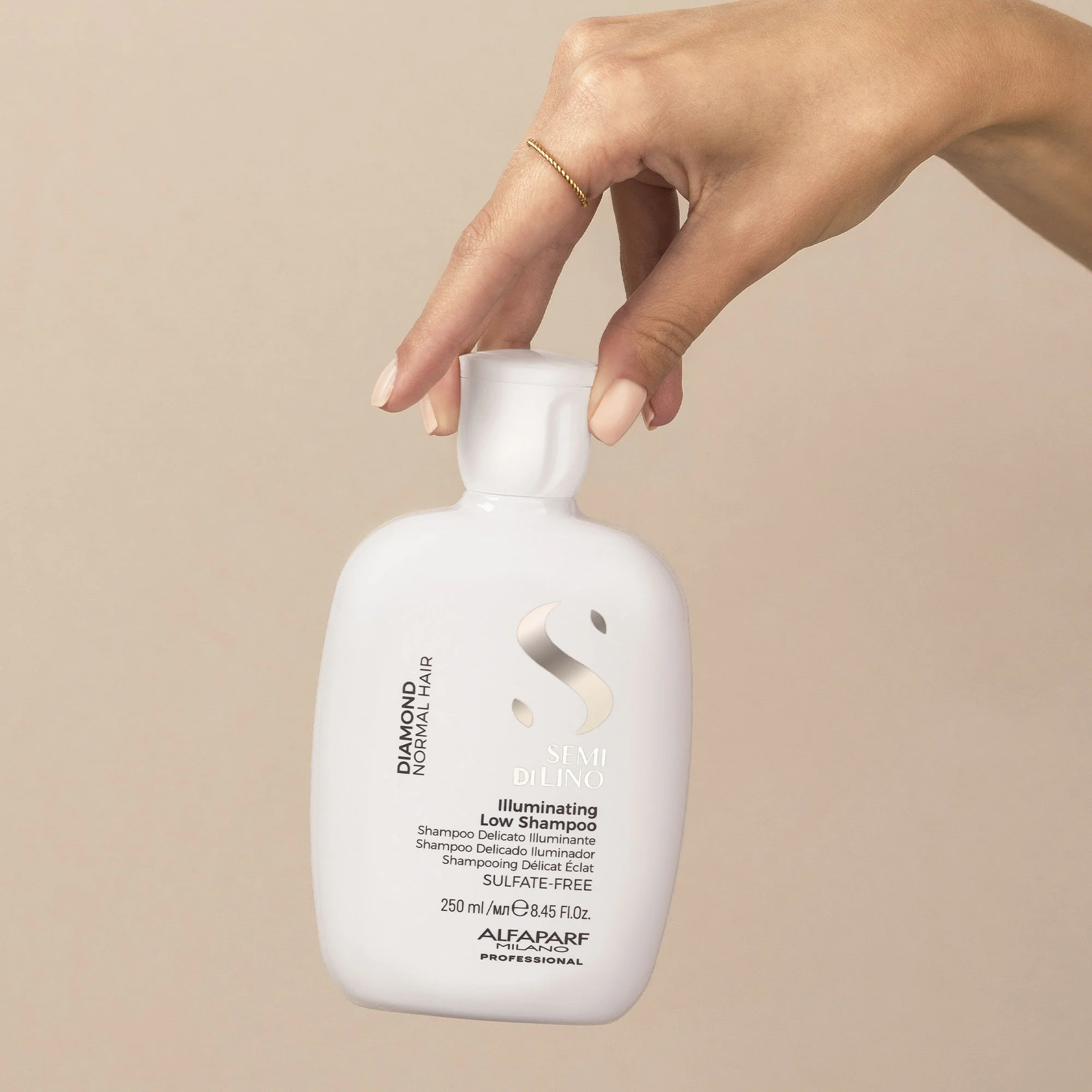 Diamond Illuminating Sulfate Free Shampoo - Image 4