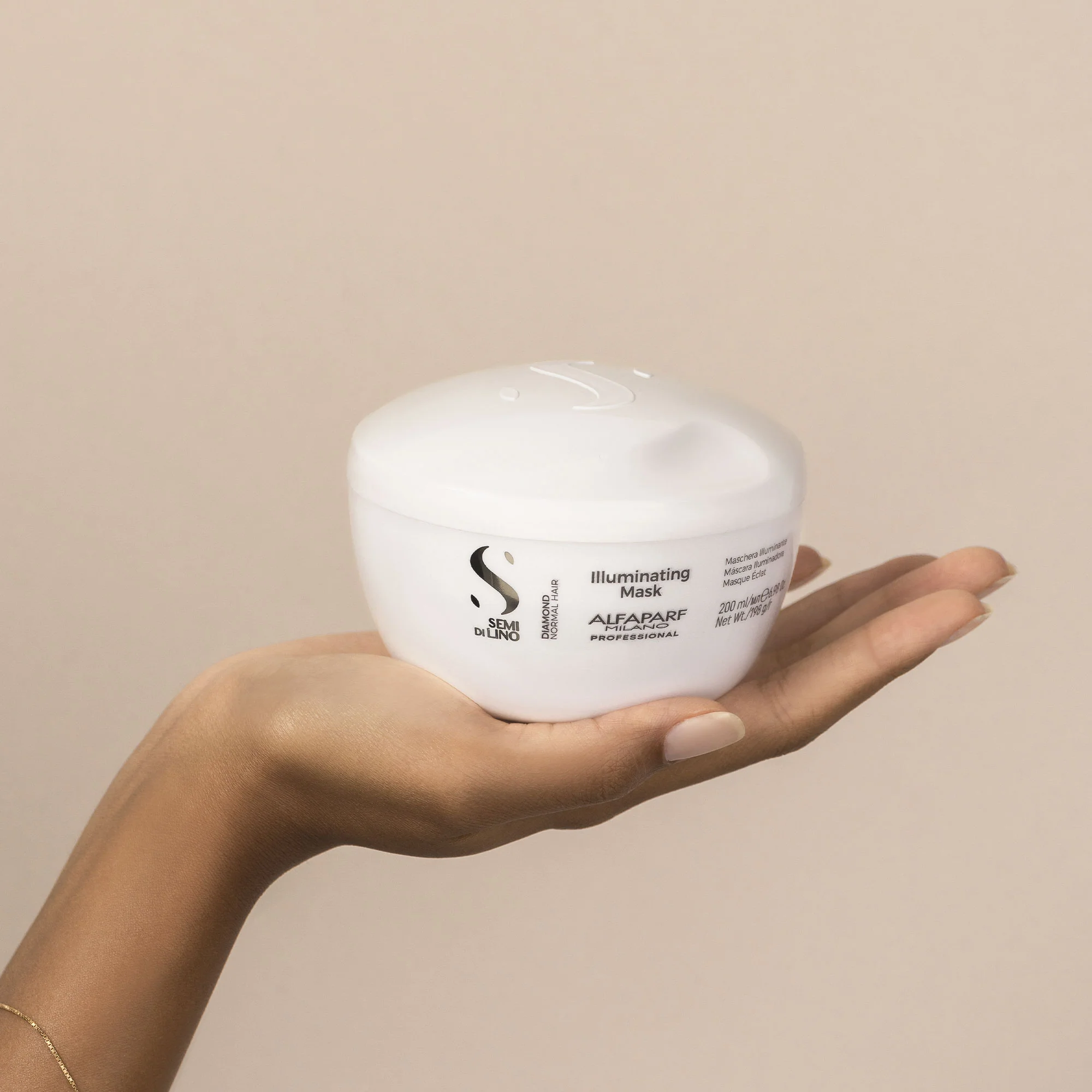 Diamond Illuminating Hair Mask - Image 4