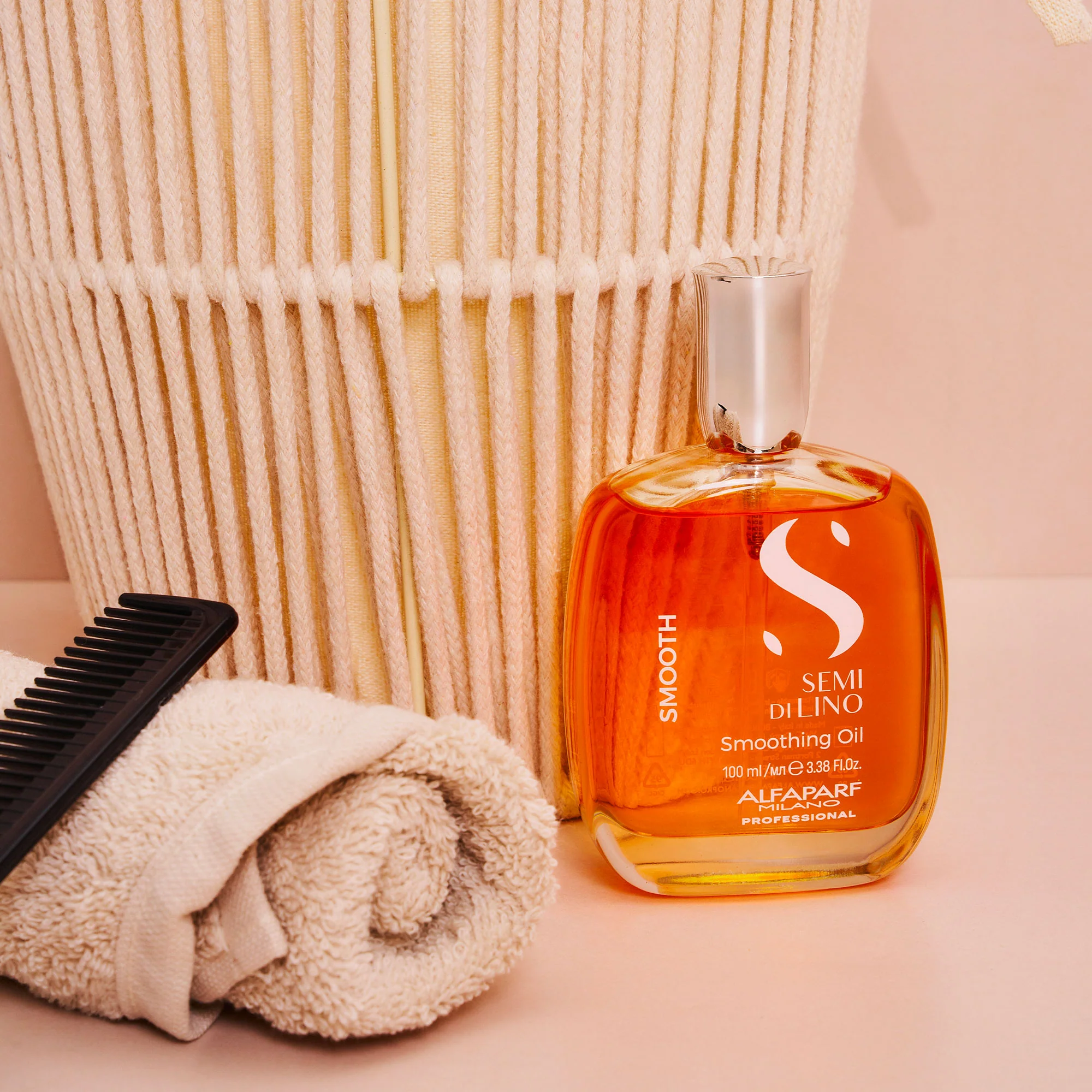 Smooth Smoothing Hair Oil - Image 5